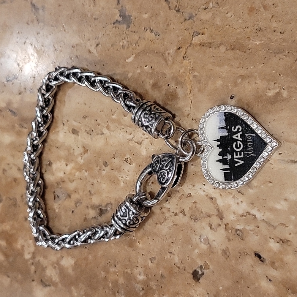 "Vegas Strong" bracelet 7.5"